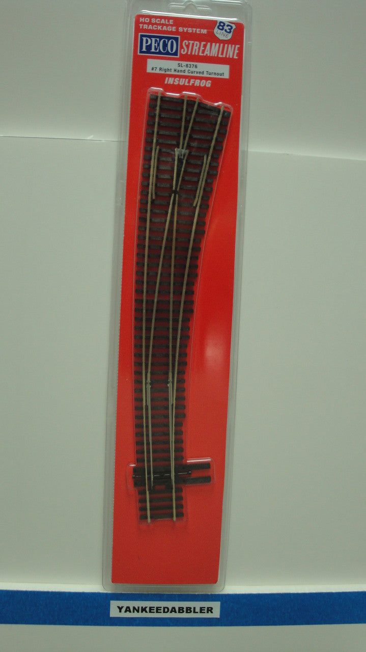 Peco SL-8376 HO Scale Model Train Right-Hand Curved Insulfrog Turnout with Code 83 and #7 Configuration