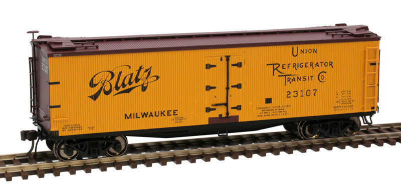 ATLAS HO Scale 40' Yellow & Black Wood Reefer Blatz #23107