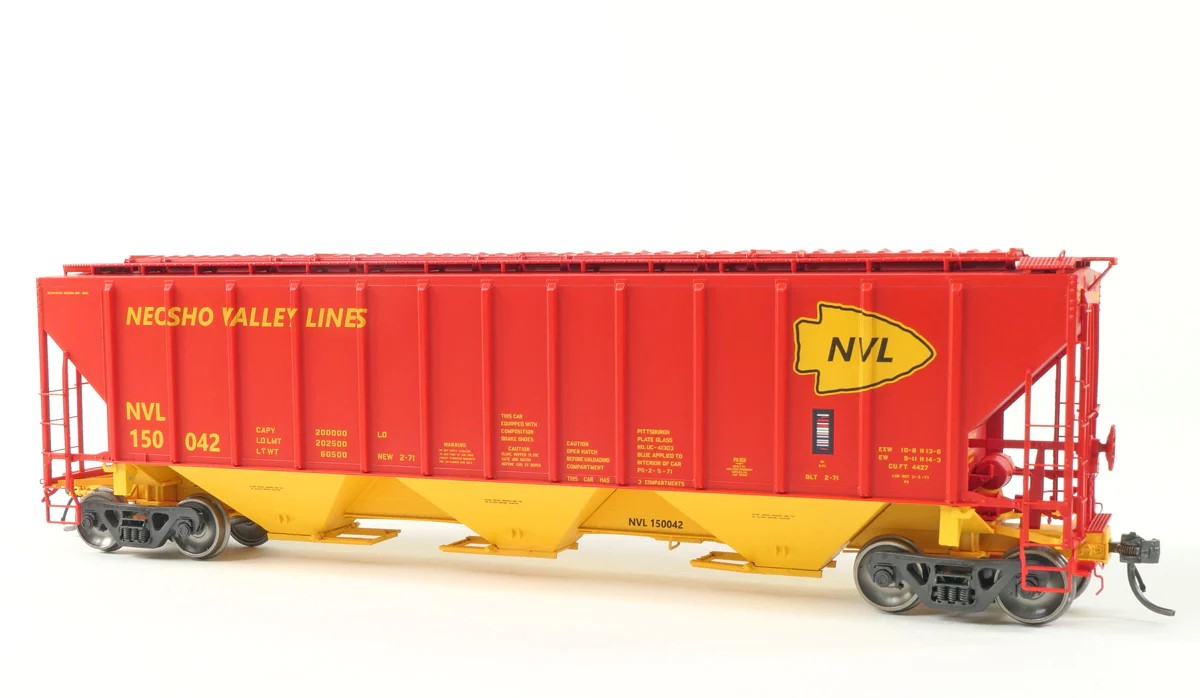 HO Scale Tangent PS - 4427 Covered Hopper Car for Neosho Valley Lines #150095