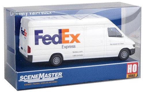 HO Scale SceneMaster Walthers 949-12203 FedEx Express Delivery Van (White, Purple, Orange)