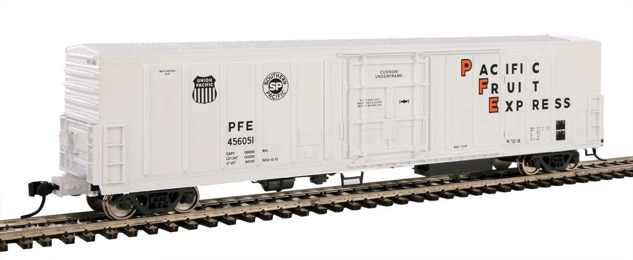 Walthers HO Scale Model Train 910 - 3960 57 - Foot Mechanical Reefer in White, Black, and Orange Colors Representing Pacific Fruit Express #456499