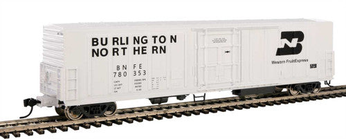 Walthers HO Scale 57-Foot Mechanical Reefer Model - Burlington Northern BNFE #780447 for HO Railroad Enthusiasts