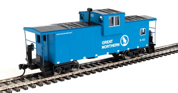 Walthers Mainline HO Scale GN Great Northern X-153 Ready-to-Run Caboose 910-8716