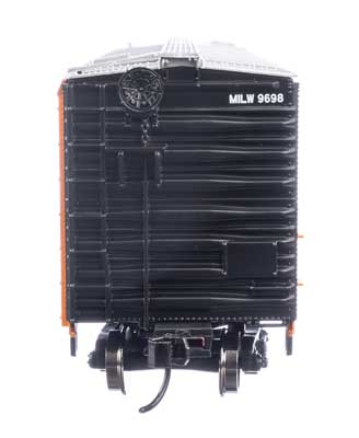 HO Scale Walthers Mainline 50-Foot AAR Mechanical Refrigerator Car - MILW Milwaukee Road #9698 for Model Railroads