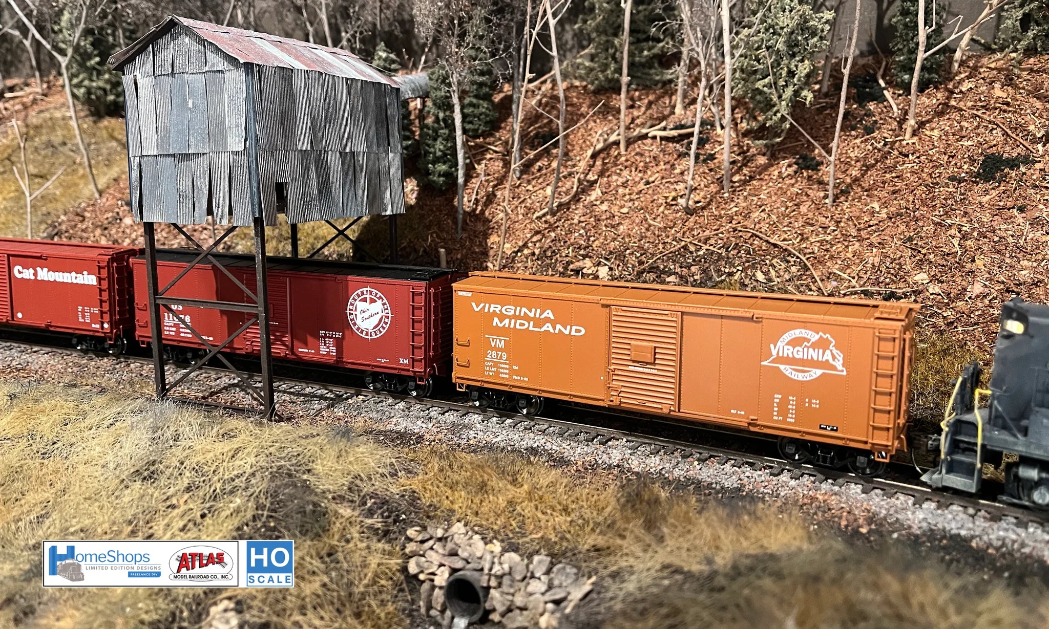 HO Scale Model Train - HomeShops HFB-040-002 VM, Atlas USRA Rebuilt Steel 40-Foot Box Car Representing Virginia Midland #2864