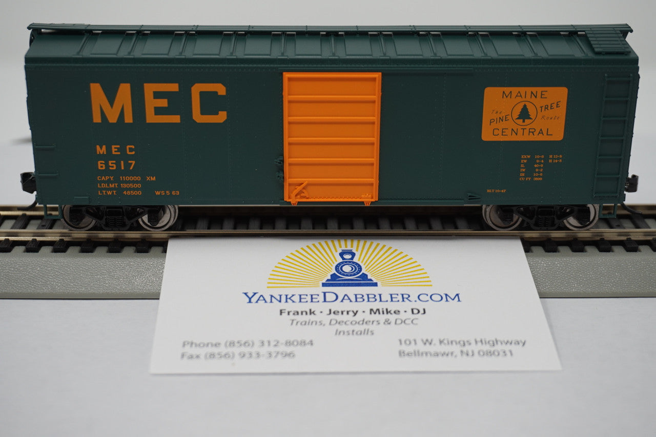 HO Scale Bowser 40' Boxcar - Maine Central #6588, MEC 42444