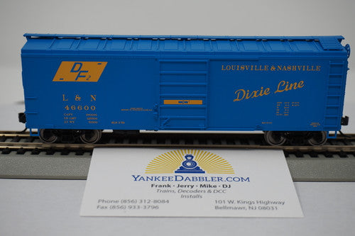 Bowser HO Scale 40' Boxcar L&N - Louisville & Nashville The Dixie Line #46745